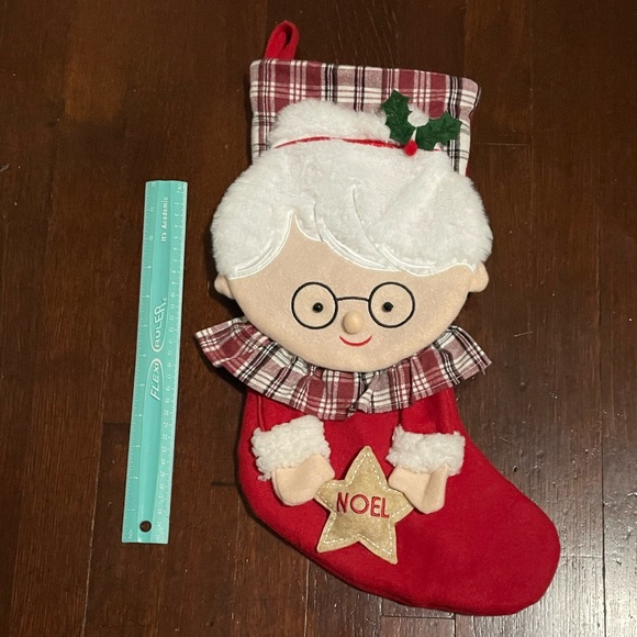 Noel Granny Christmas Stocking - Picture 3 of 7